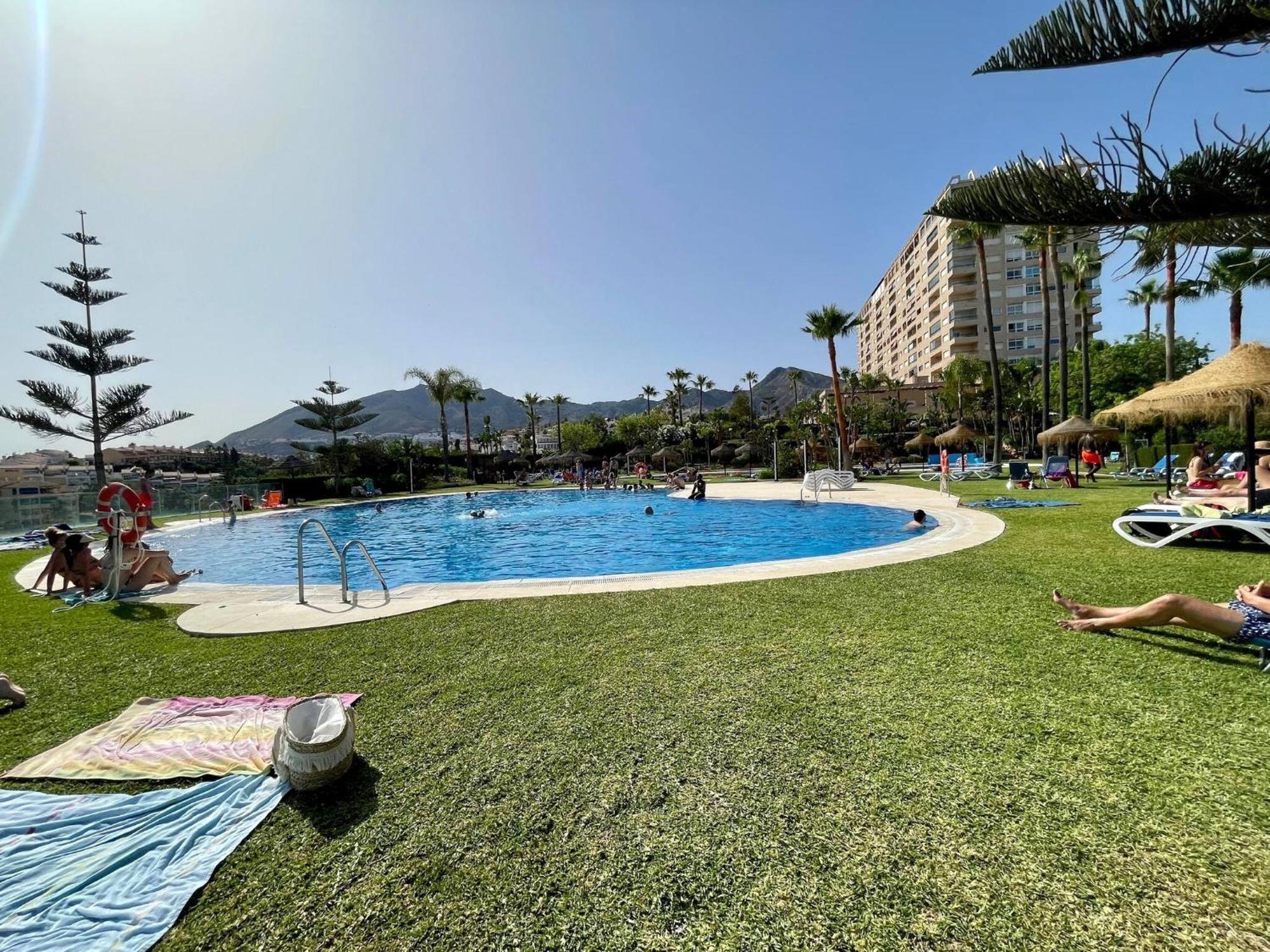 El Coloso De Steram Flats Benalmádena Exteriör bild